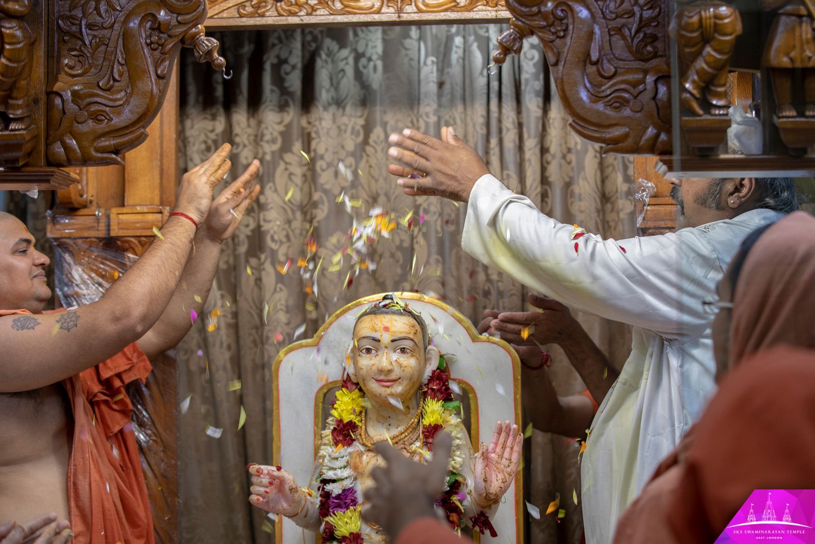 7D2A6110 copy - ©1987-2017 SKS Swaminarayan Temple East London